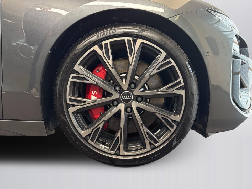 Audi S6 Avant e-tron - foto 12