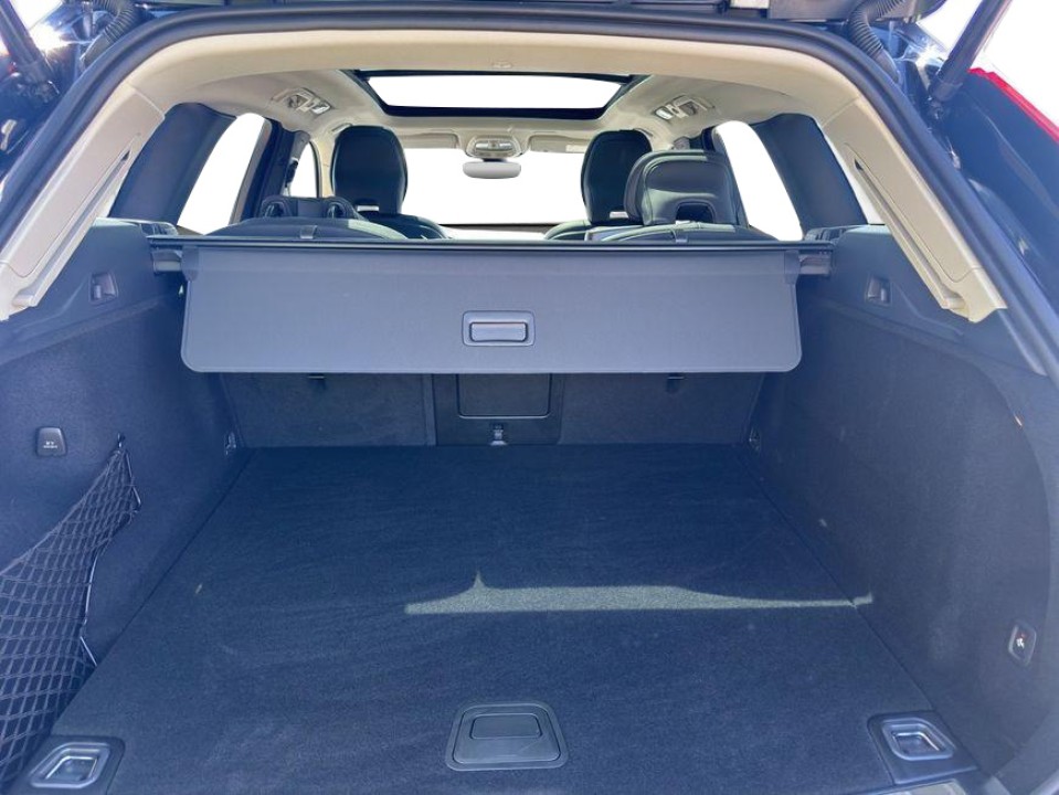 Volvo XC 60 B4 FWD Plus Dark - foto 15