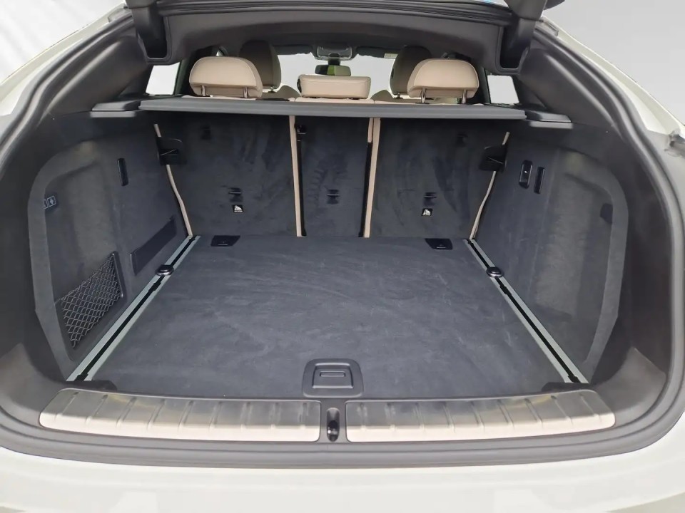 BMW X4 xDrive20d M-Sport - foto 11