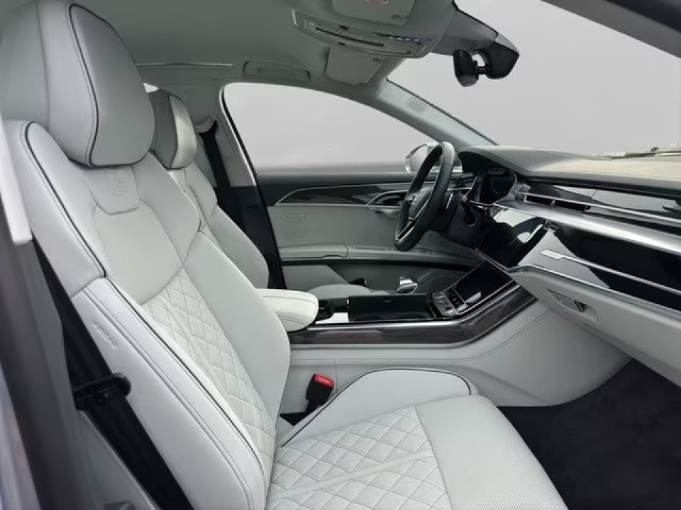 Audi S8 TFSI Quattro - foto 8