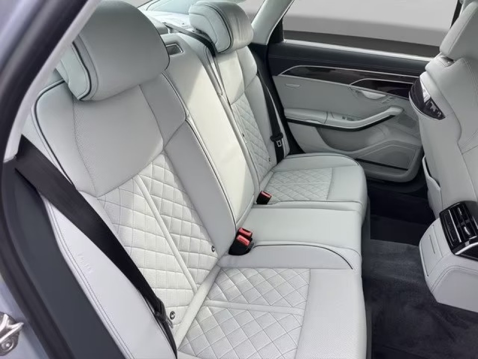 Audi S8 TFSI Quattro - foto 11