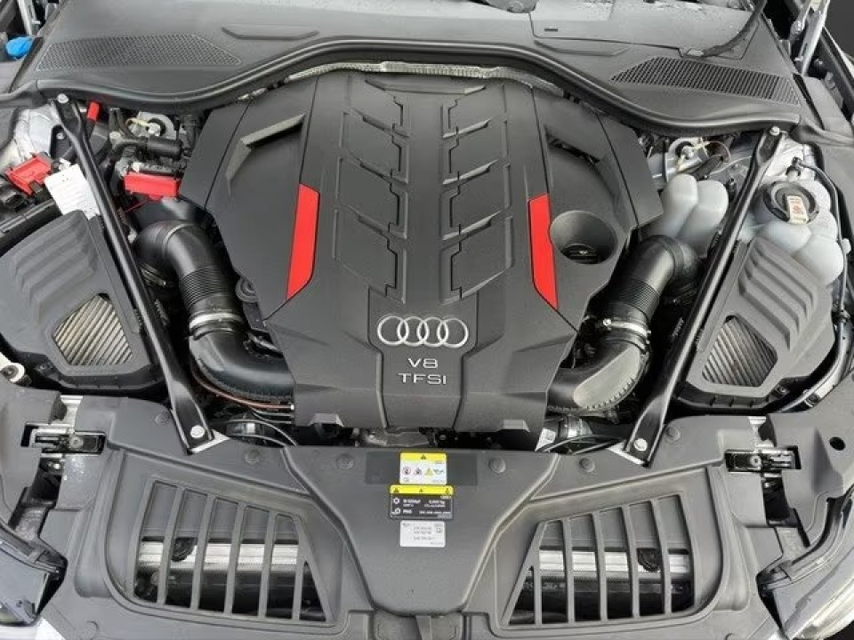 Audi S8 TFSI Quattro - foto 14
