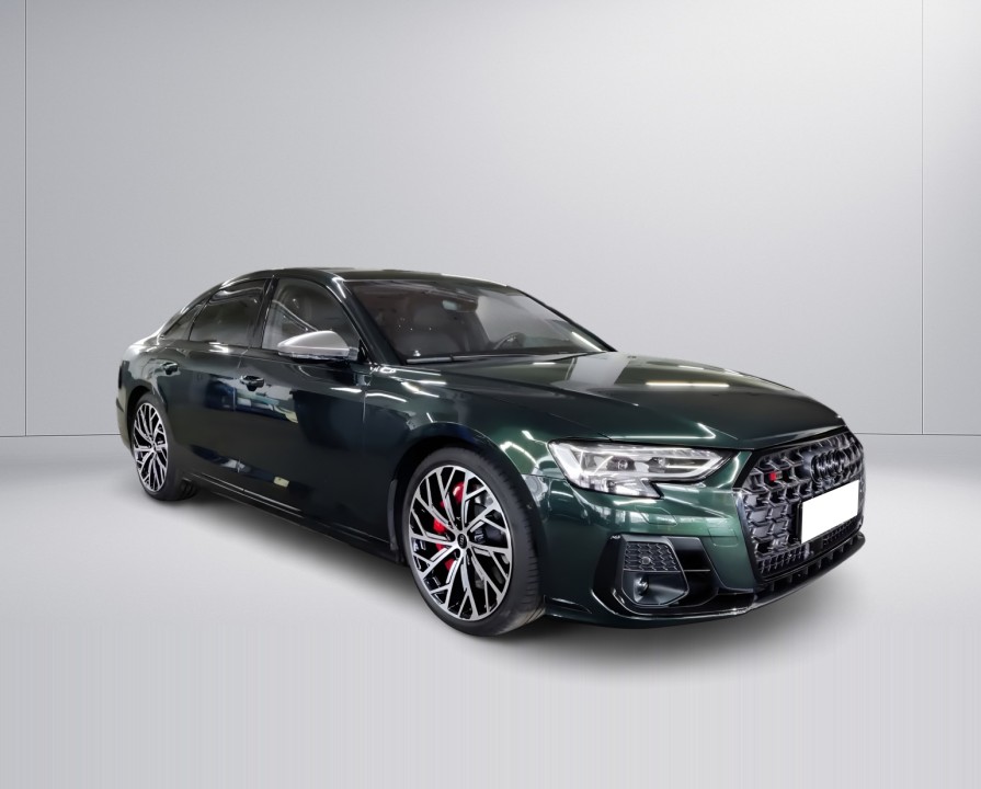 Audi S8