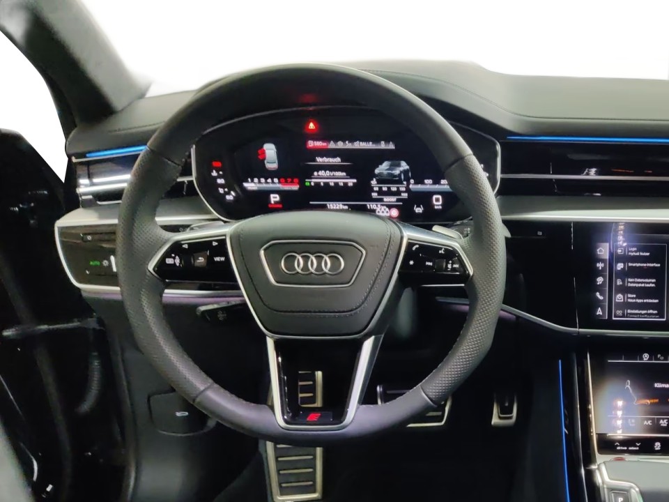 Audi S8 - foto 6
