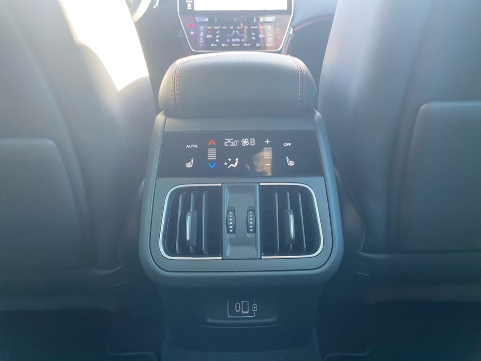 Maserati Grecale - foto 15