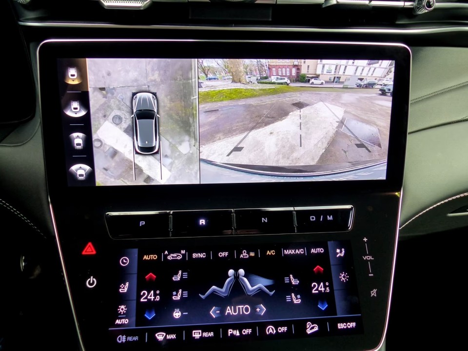 Maserati Grecale - foto 18