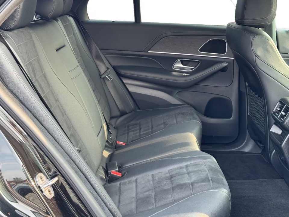 Mercedes-Benz GLE 400d 4MATIC AMG Line - foto 15