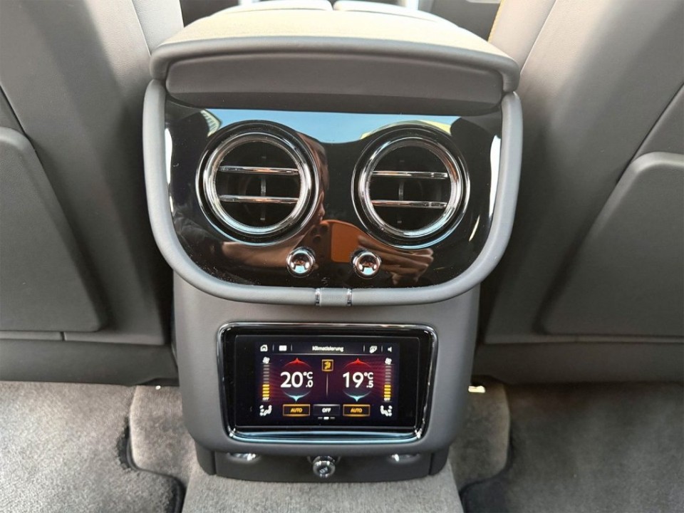 Bentley Bentayga S V8 - foto 19