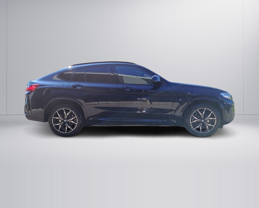 BMW X4 xDrive20i M-Sport (3)