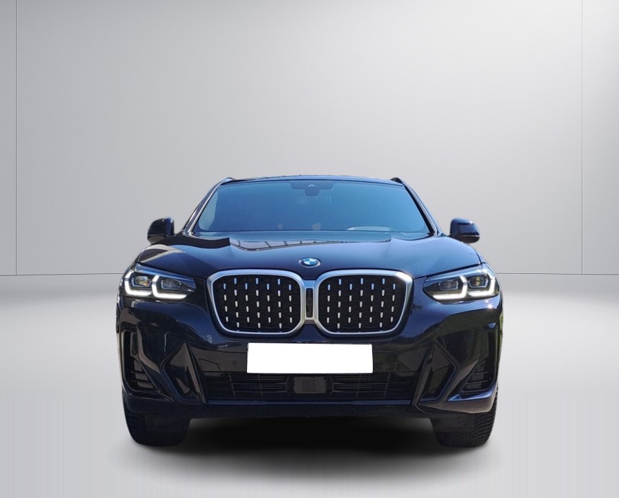 BMW X4 xDrive20i M-Sport (2)
