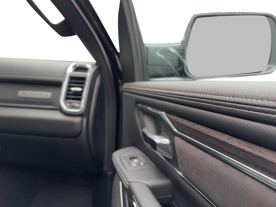 Dodge RAM 1500 Laramie - foto 16