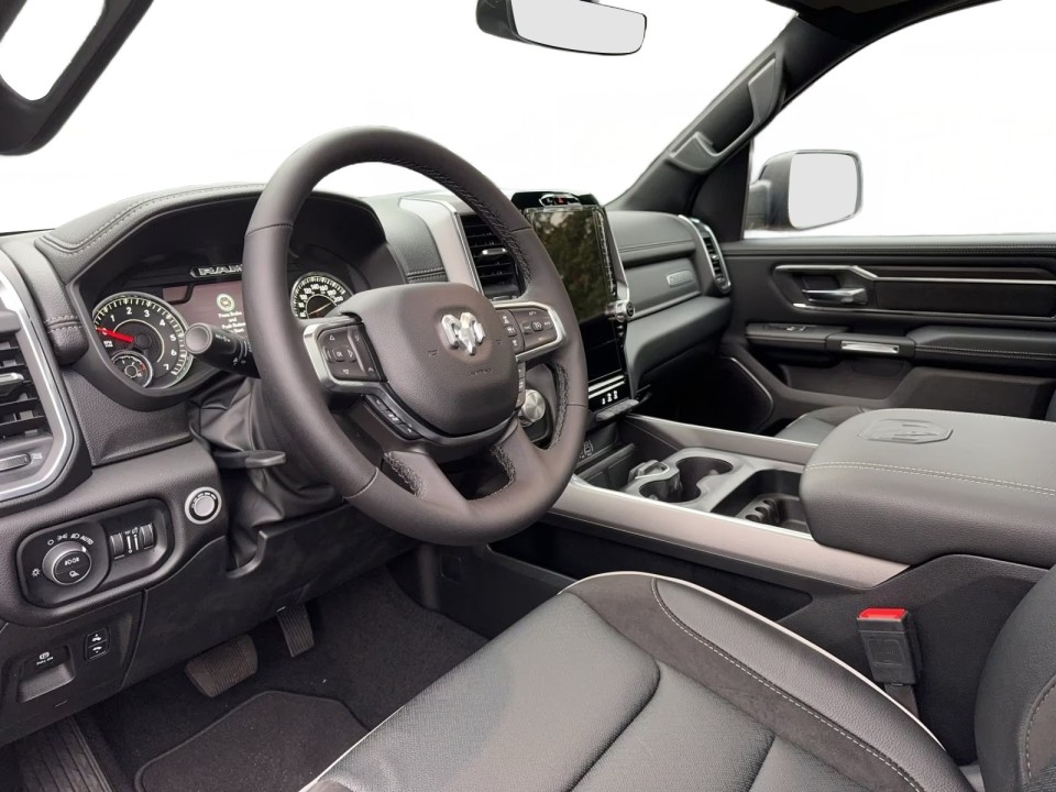 Dodge RAM 1500 Laramie - foto 8