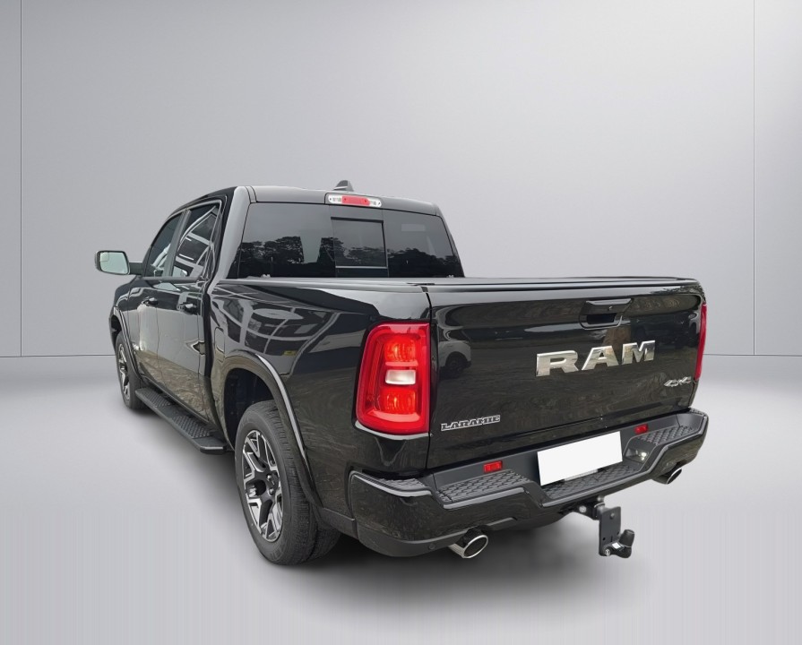 Dodge RAM 1500 Laramie (3)
