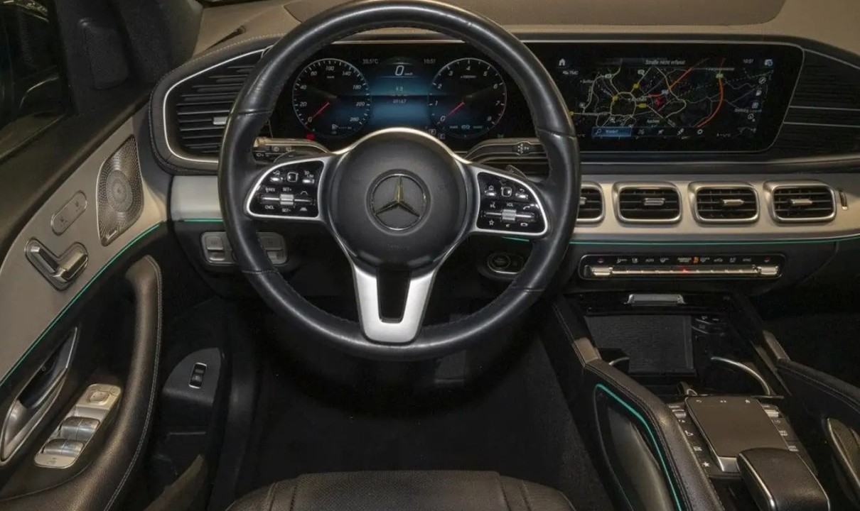 Mercedes-Benz GLS 450 4MATIC - foto 8