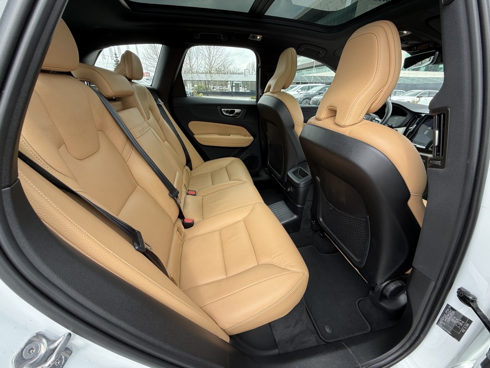 Volvo XC 60 T8 Recharge AWD Inscription - foto 21