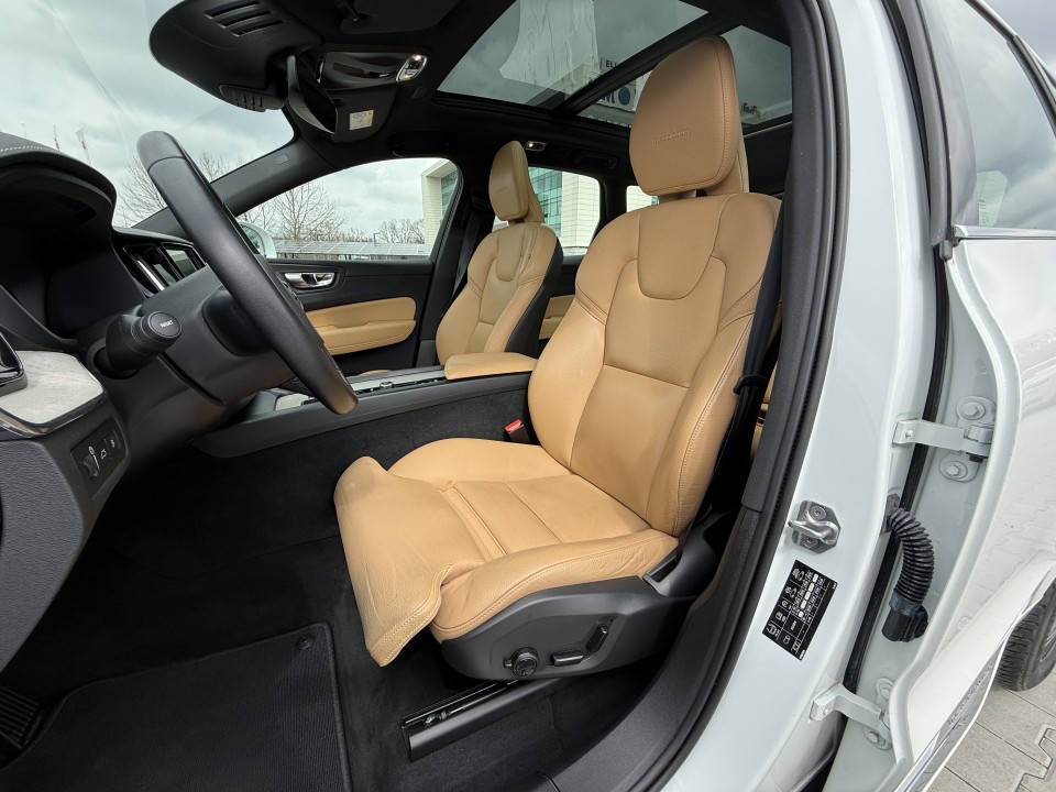 Volvo XC 60 T8 Recharge AWD Inscription - foto 10