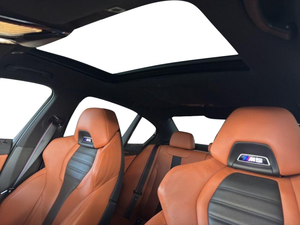 BMW M5 Competition - foto 13