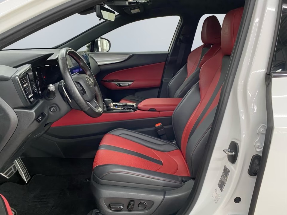 Lexus Seria NX 450h+ AWD F-Sport - foto 12