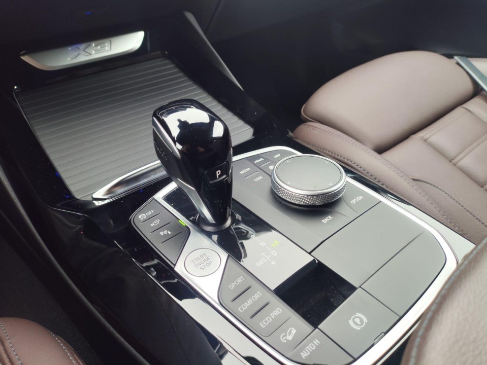 BMW X3 xDrive20i M-Sport - foto 11