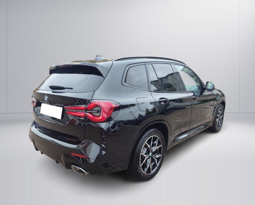 BMW X3 xDrive20i M-Sport (2)