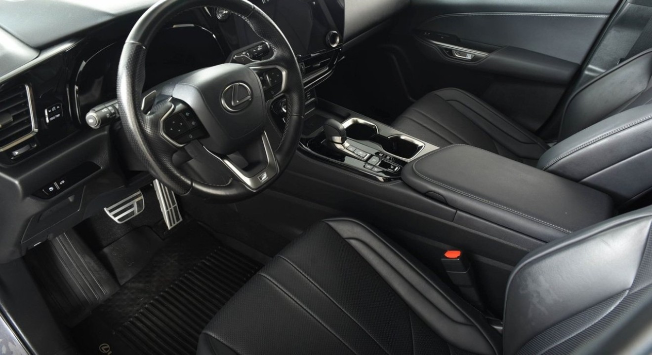 Lexus Seria NX 450h+ AWD F-Sport - foto 6