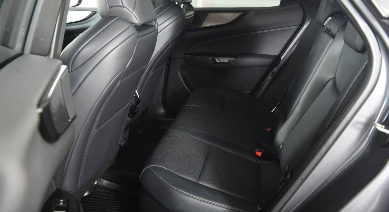 Lexus Seria NX 450h+ AWD F-Sport - foto 7