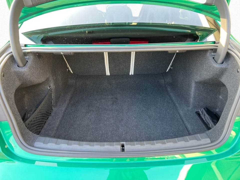 BMW M3 Competition - foto 12