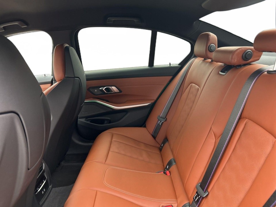 BMW M3 Competition - foto 10