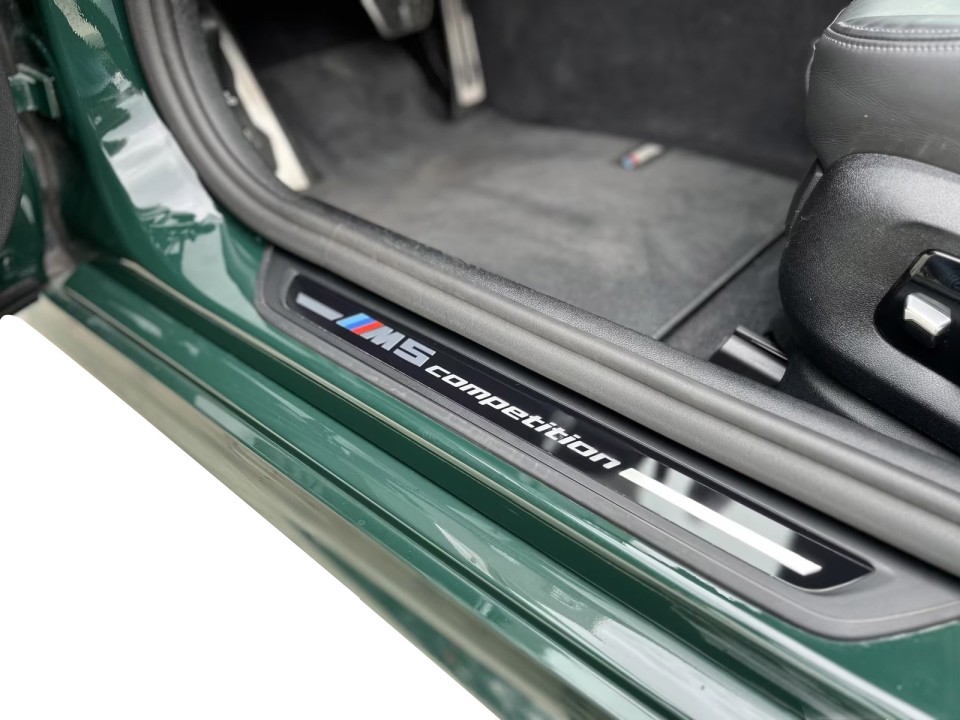 BMW M5 Competition - foto 17