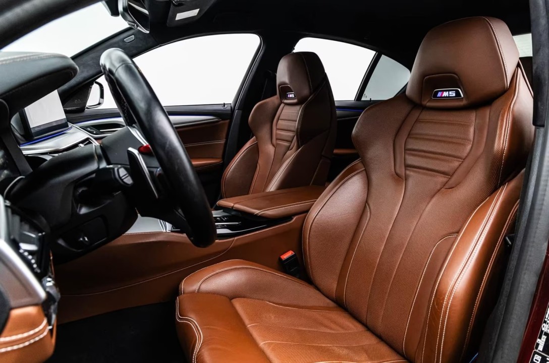 BMW M5 Competition - foto 15