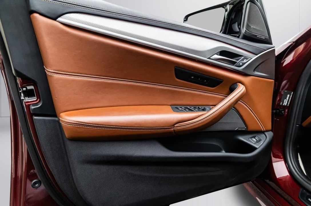 BMW M5 Competition - foto 29