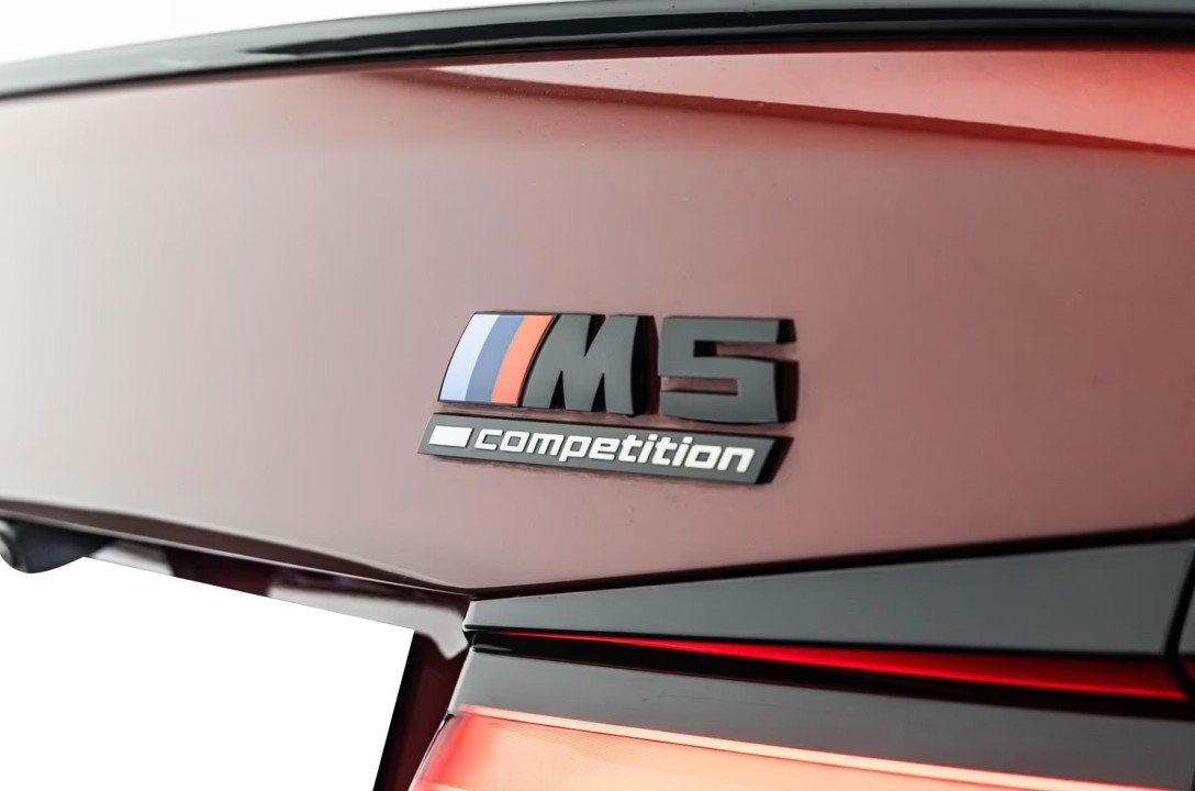 BMW M5 Competition - foto 34