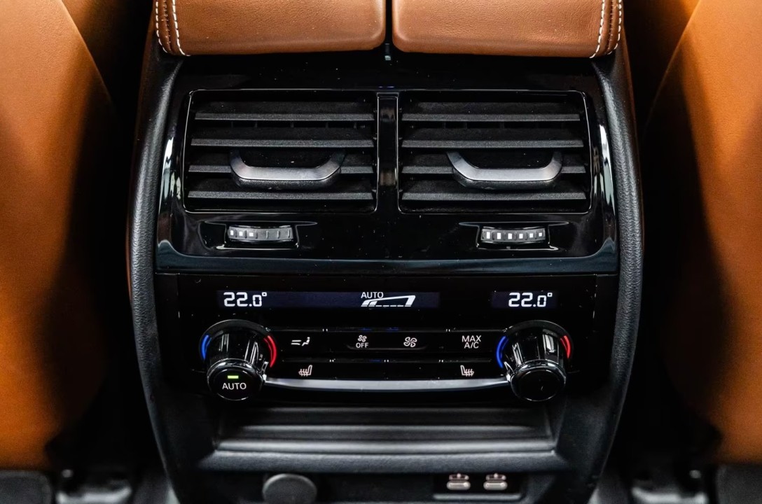 BMW M5 Competition - foto 26