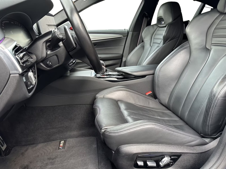 BMW M5 Competition - foto 7