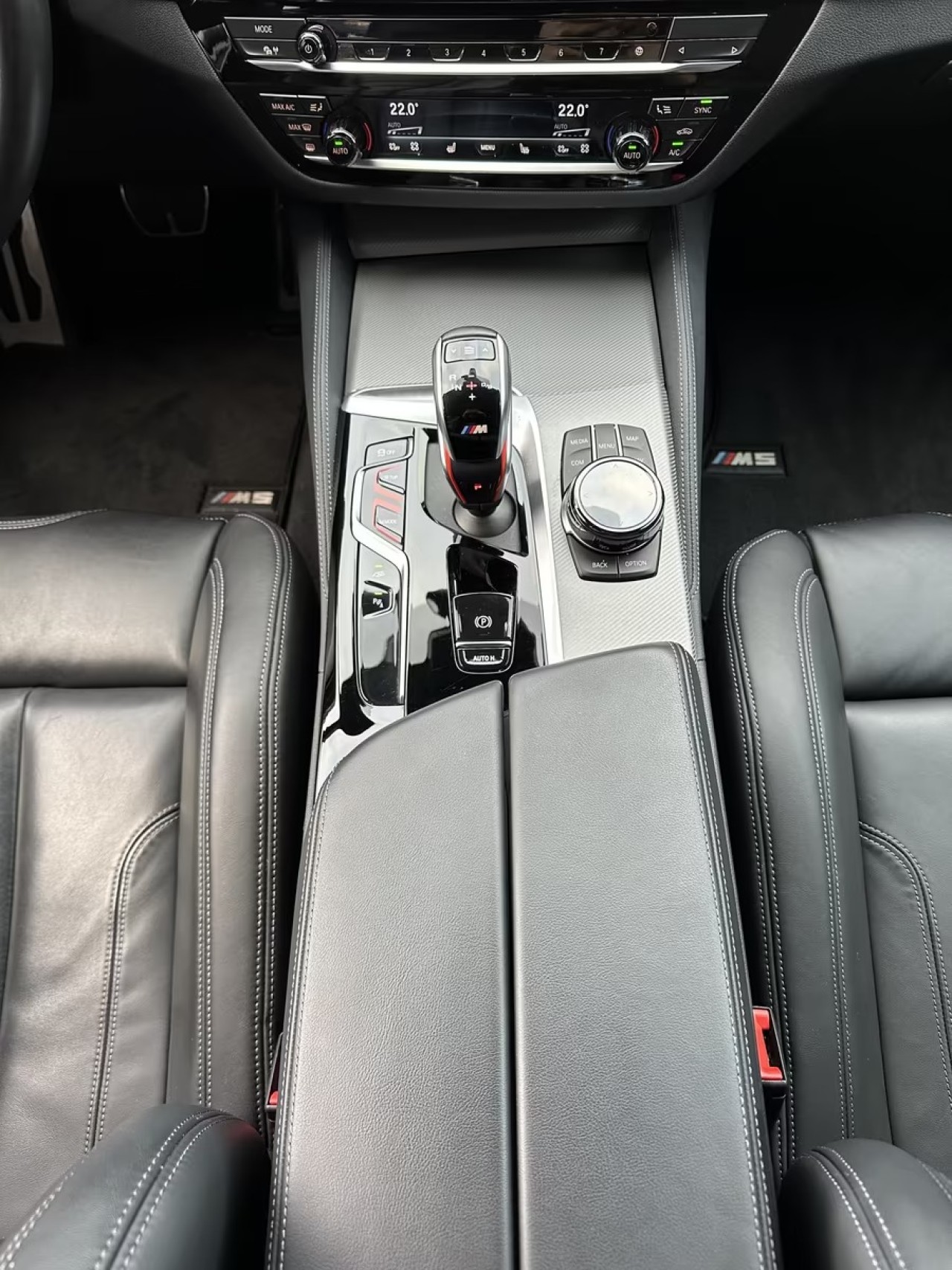 BMW M5 Competition - foto 9