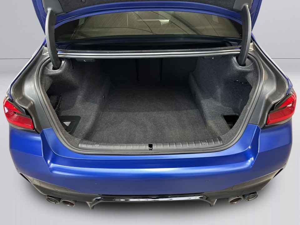 BMW M5 Competition - foto 13