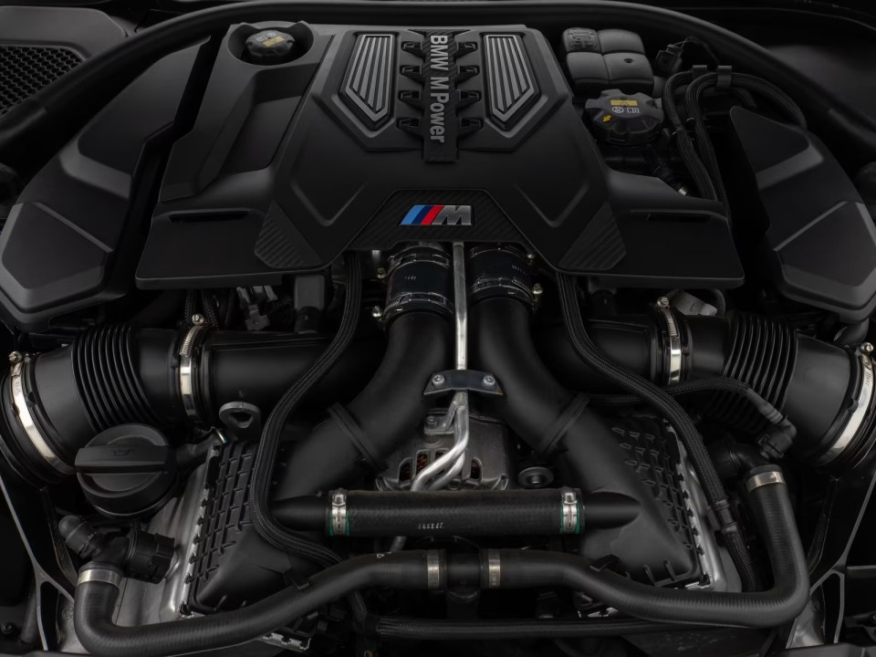 BMW M5 Competition - foto 35