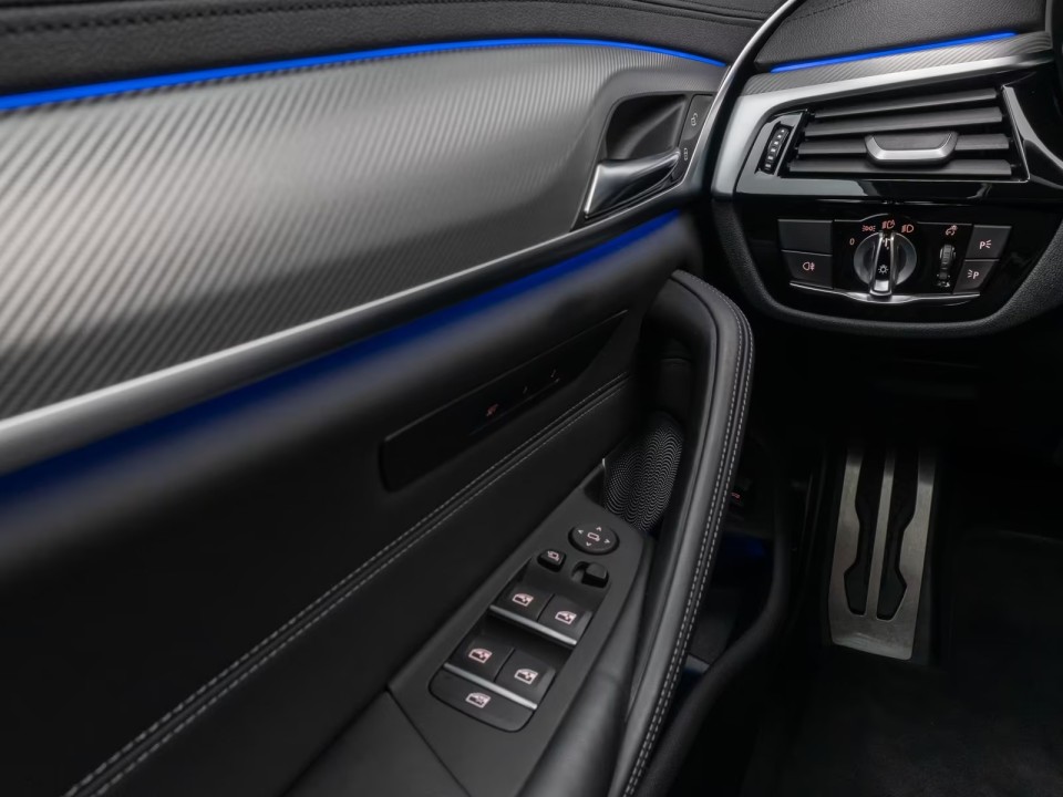 BMW M5 Competition - foto 31