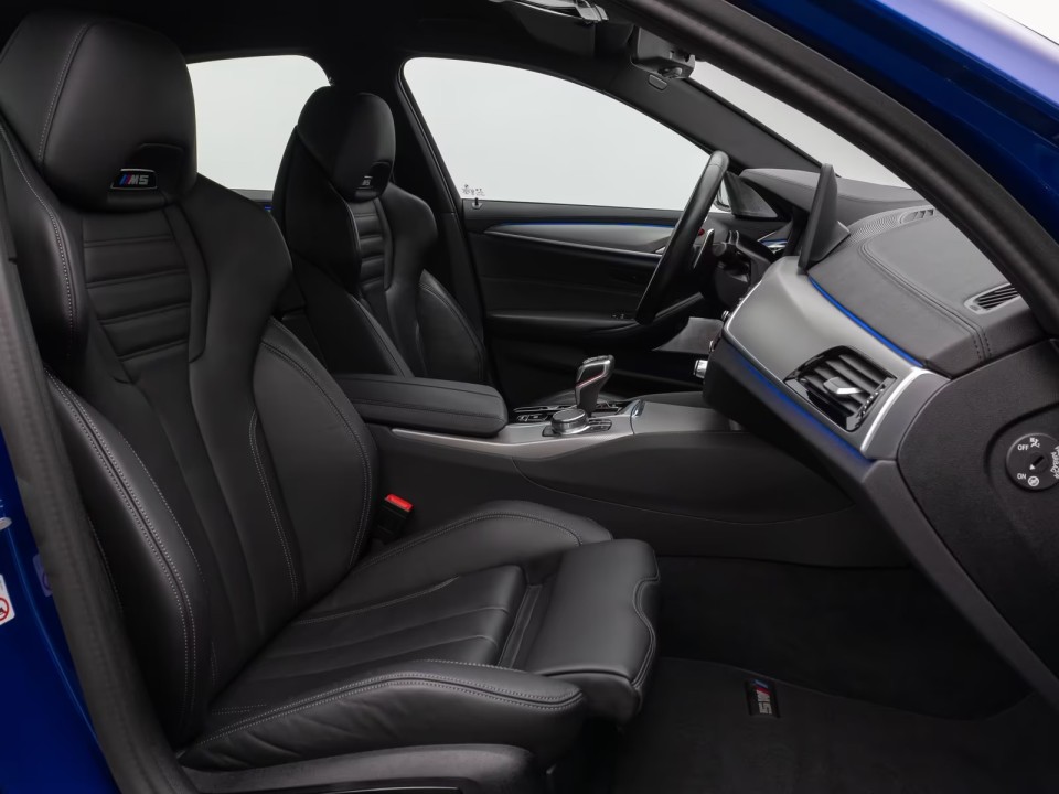 BMW M5 Competition - foto 22