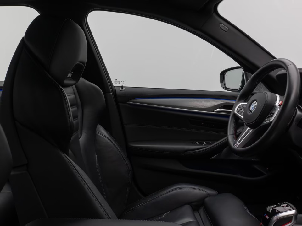 BMW M5 Competition - foto 18