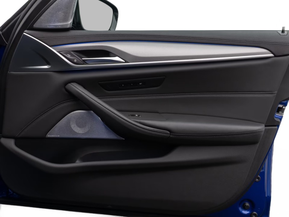 BMW M5 Competition - foto 33