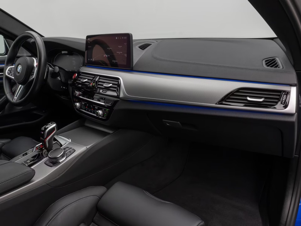 BMW M5 Competition - foto 19