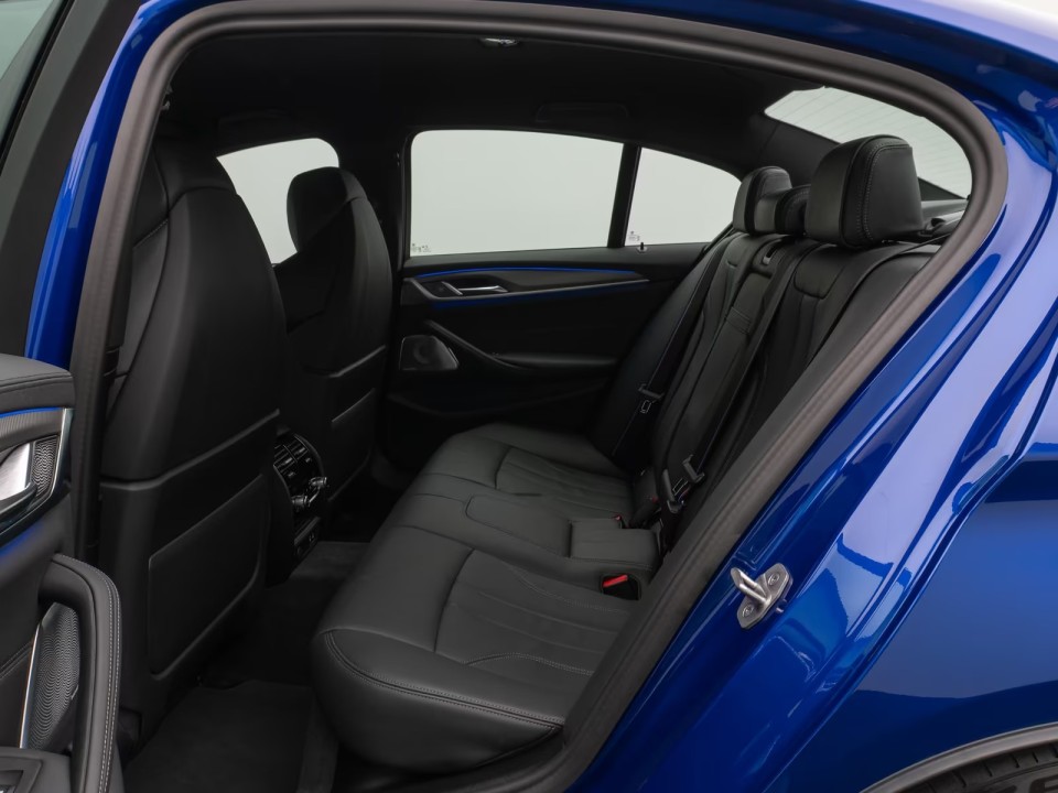 BMW M5 Competition - foto 28