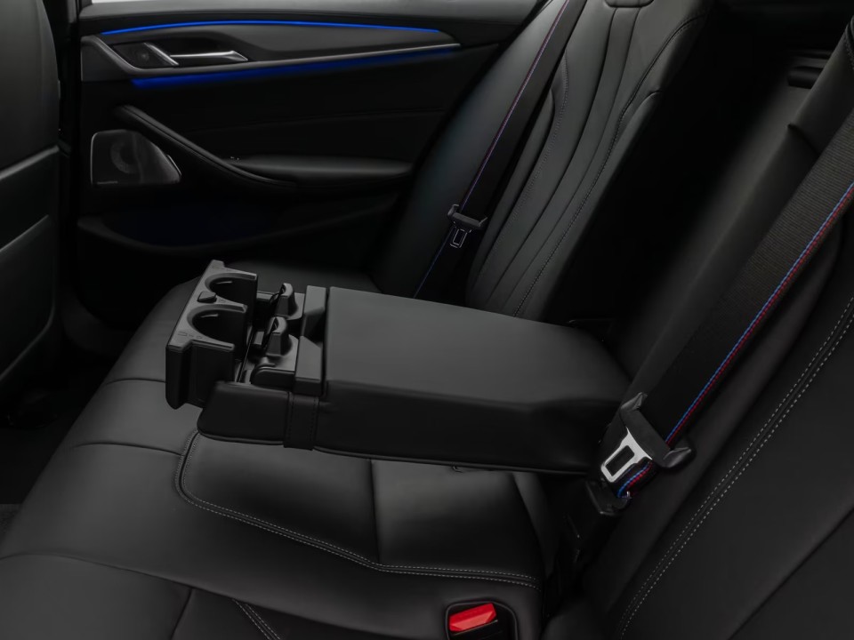 BMW M5 Competition - foto 29