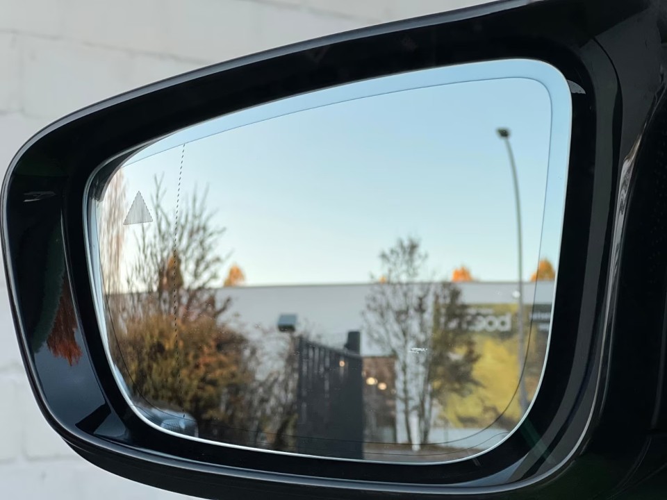 BMW M5 Competition - foto 34