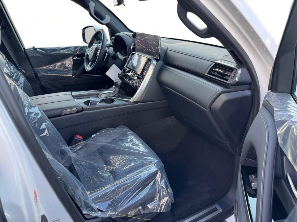 Lexus Seria LX 500d Luxury - foto 7