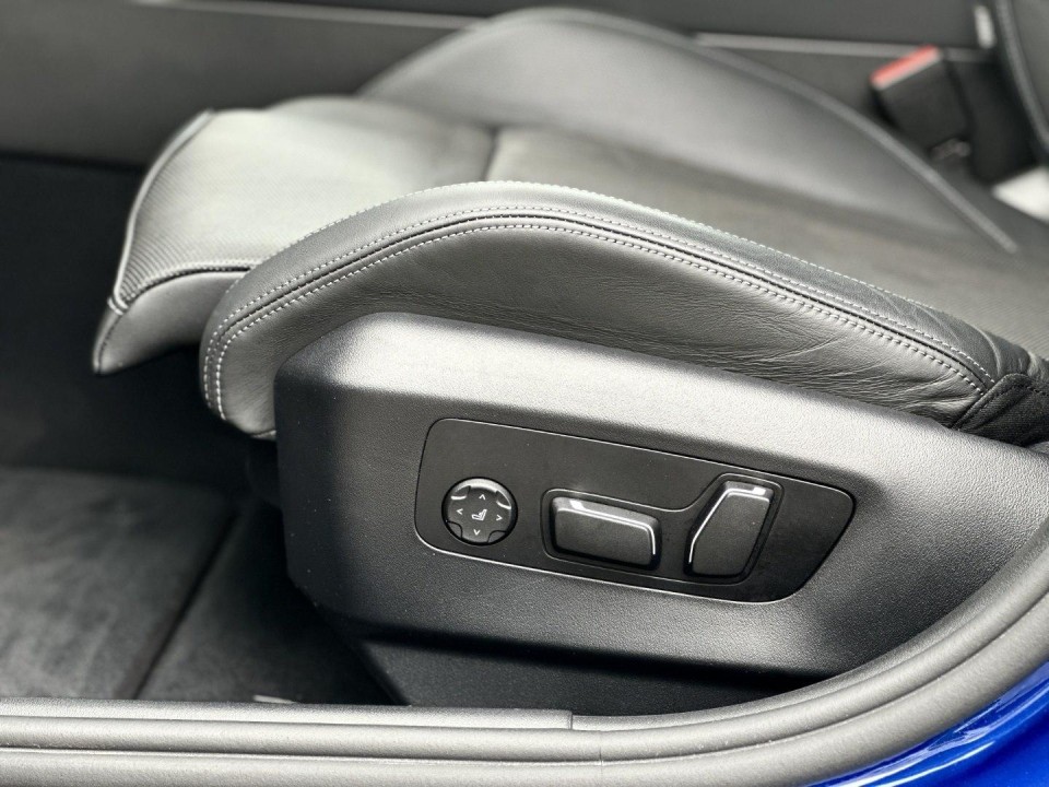 BMW M5 Touring - foto 15