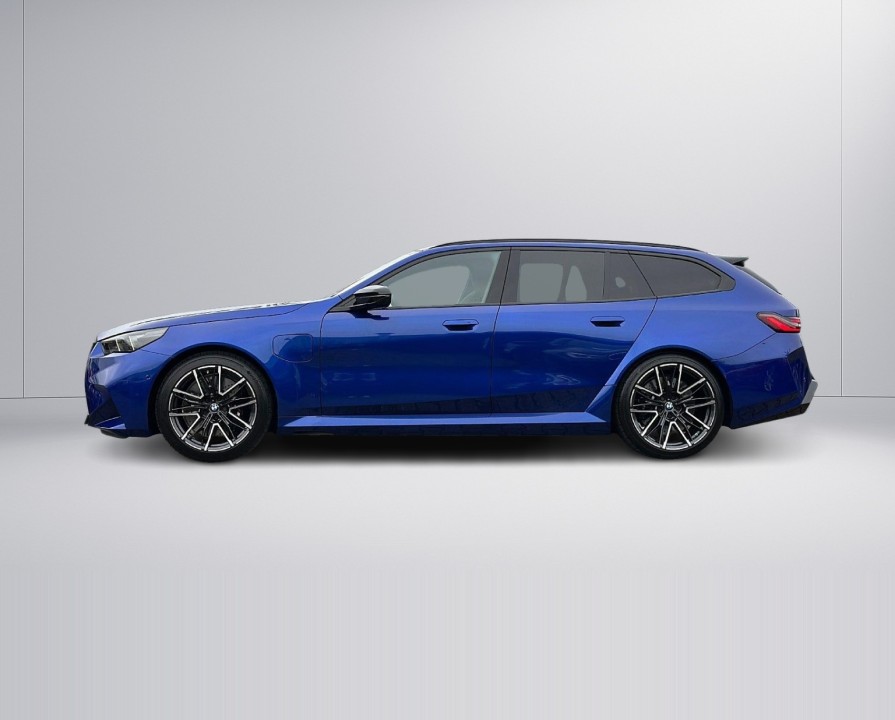 BMW M5 Touring (3)