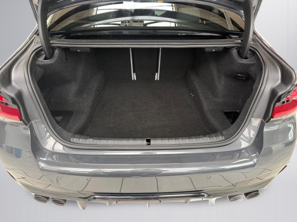 BMW M5 Competition - foto 18