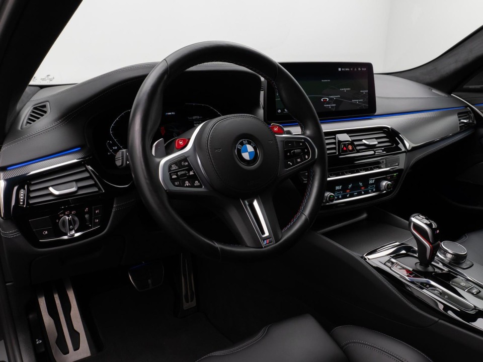 BMW M5 Competition - foto 24